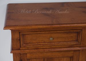 Credenza stile classico in legno massello di noce in svendita
