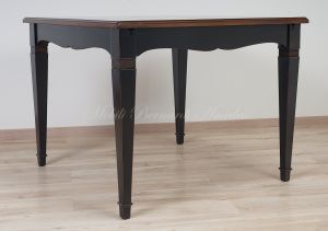 Tavolo da pranzo quadrato costruito in legno di noce con 2 prolunghe aggiuntive