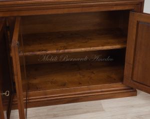 Credenza classica costruita in noce massello con 4 ante in svendita