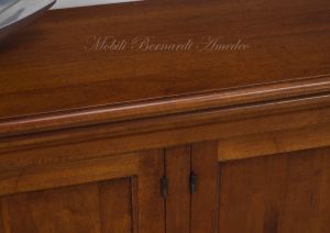 Credenza classica costruita in noce massello con 4 ante in svendita
