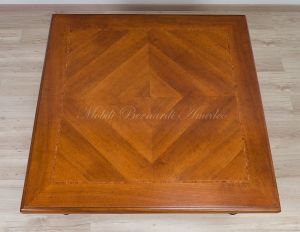 Tavolino quadrato da salotto cm 110x110 stile classico in legno di noce prezzo scontato