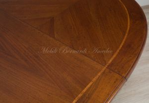 Tavolo ovale stile classico con prolunghe in legno di noce prezzo scontato