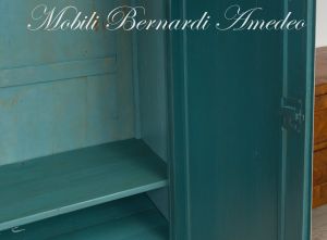 Antique cabinet in solid wood restored and hand lacquered with decorations