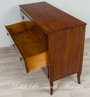Cassettone antico originale restaurato stile veneto asolano realizzato in legno massello di noce e ciliegio
