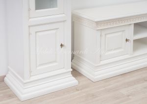 Living room TV cabinet with bookcases in a contemporary classic style, antique white lacquered finish