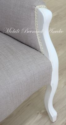 Poltrona stile Luigi Filippo colorata bianco e rivestita con tessuti a scelta
