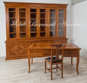 SC68 160 Scrivania Noce Massello Intarsio Ulivo 5 Cassetti 160 Cm 01