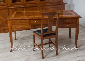 SC68 160 Scrivania Noce Massello Intarsio Ulivo 5 Cassetti 160 Cm 02