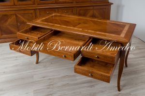 SC68 160 Scrivania Noce Massello Intarsio Ulivo 5 Cassetti 160 Cm 06