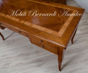 SC68 160 Scrivania Noce Massello Intarsio Ulivo 5 Cassetti 160 Cm 10