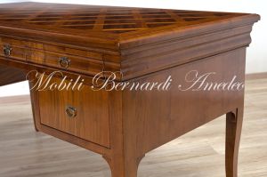 Scrivania in legno massello di ciliegio con intarsi in noce riproduzione stile classico Luigi Filippo