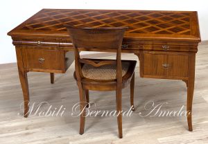 Scrivania in legno massello di ciliegio con intarsi in noce riproduzione stile classico Luigi Filippo