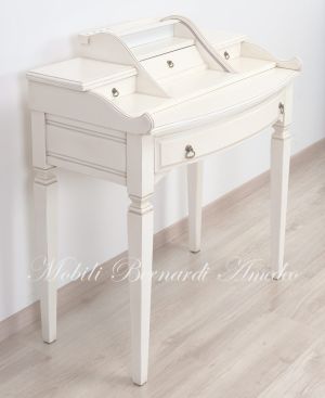 Desk with drawbar and shutter in antique white wood