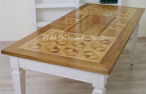 Desk table with two-tone finish