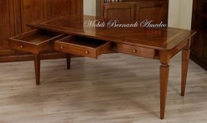 Classic style desk table with 3 drawers
