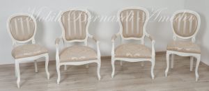 Sedie e poltrone imbottite stile classico produzione artigianale italiana con finitura colore bianco