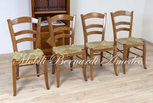 Sedie fatte a mano stile country rustico in legno di rovere con seduta impagliata