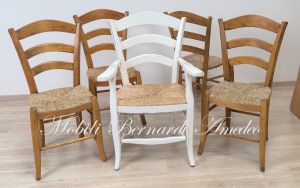 Capotavola country fatto a mano in legno massiccio con finitura colore bianco anticato