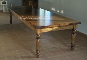 Tavolone in legno massello da 300 cm