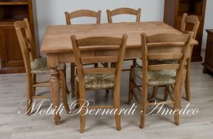 Tavolo massiccio stile rustico realizzato artigianalmente con dimensioni e finiture personalizzate