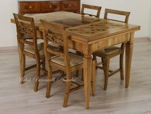 Tavolo allungabile classico con prolunghe estraibili
