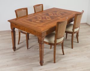 Tavolo da soggiorno in legno di noce nazionale con intarsi e prolunghe stile classico contemporaneo