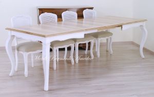 Tavolo con prolunghe in noce chiaro e bianco anticato