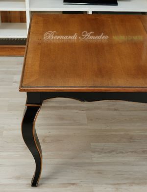 Tavolo da pranzo in legno con prolunghe centrali
