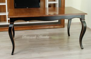 Tavolo da pranzo in legno con prolunghe centrali