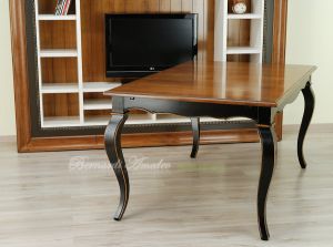 Tavolo da pranzo in legno con prolunghe centrali