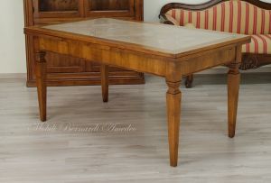 Tavolo rettangolare 160x90 cm in stile classico con allunghi