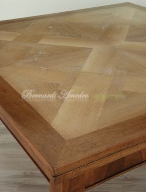 Tavolo quadrato in legno stile classico con prolunghe 140x140 cm