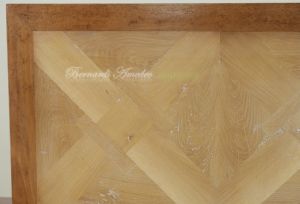 Tavolo quadrato in legno stile classico con prolunghe 140x140 cm
