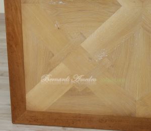 Tavolo quadrato in legno stile classico con prolunghe 140x140 cm