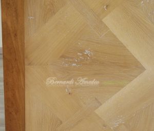 Tavolo quadrato in legno stile classico con prolunghe 140x140 cm