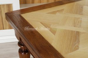Tavolo quadrato con prolunghe a tiro dimensioni 120x120 cm