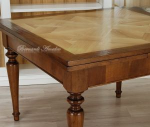 Tavolo quadrato con prolunghe a tiro dimensioni 120x120 cm