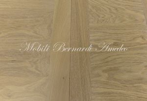 Tavolo in legno con prolunghe estraibili e gambe tornite