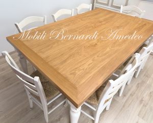 Tavolo da pranzo in legno stile country con prolunghe estraibili