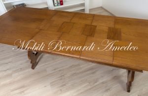 Tavolo in legno massello di rovere piallato con 3 prolunghe stile classico con gambe a lira e ferro battuto