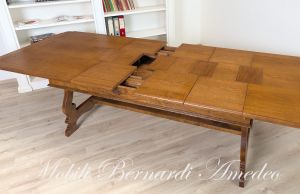 Tavolo in legno massello di rovere piallato con 3 prolunghe stile classico con gambe a lira e ferro battuto