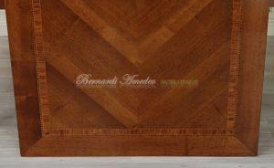 Tavolo in legno con prolunghe piano lavorato