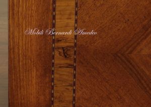 Tavolo in legno stile classico con allunghe estraibili