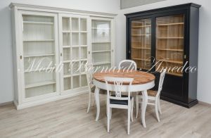 Round table handcrafted with olive wood and additional extensions