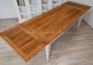 Tavolo in legno con prolunghe sottopiano estraibili a tiro aperto tutto cm 300x100