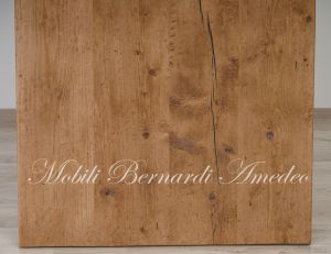 Tavolo in legno massiccio di abete stile country rustico con piano in legno antico piallato e spazzolato