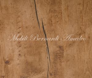 Tavolo in legno massiccio di abete stile country rustico con piano in legno antico piallato e spazzolato