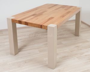 Tavolo in legno massello di olmo stile moderno con gambe in ferro colore chiaro produzione artigianale