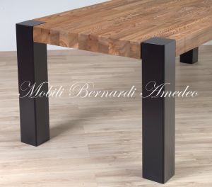 TF688 Tavolone moderno in olmo massello e gambe in ferro