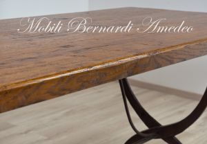 TM70 Tavolo in rovere massello con gambe in ferro battuto